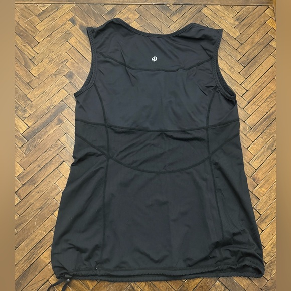 Lululemon tank top - Picture 2 of 2